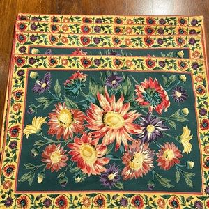 NWOT floral placemats set of 4